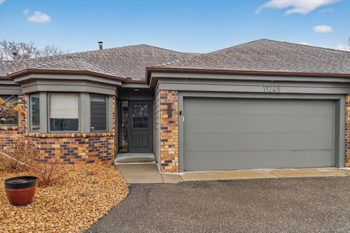 11245 57th Ave N, Plymouth, MN, 55442-1565 | Card Image