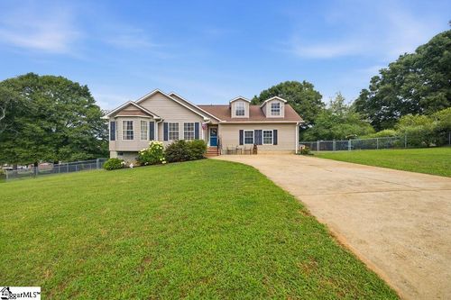 204 Sussex Way, Anderson, SC, 29625-5275 | Card Image