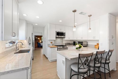 6935 Batista St, San Diego, CA, 92111 | Card Image
