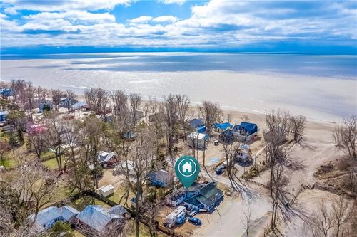 2 Beach Ave, Port Rowan, ON, N0E1M0 | Card Image