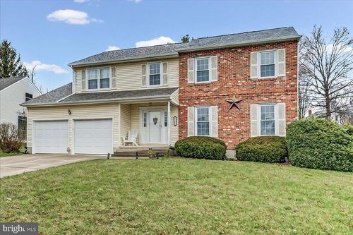 10 Old Stable Ln, NEWARK, DE, 19711-4381 | Card Image