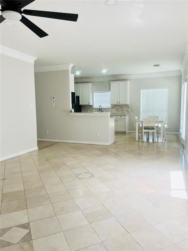 8511 Nashwood Ct, House other with 4 bedrooms, 3 bathrooms and 2 parking in Houston TX | Image 8