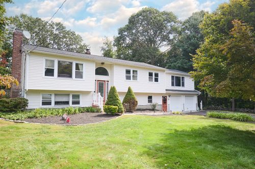 49 Sunrise Circle, Shelton, CT, 06484 | Card Image