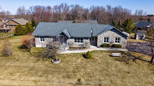 34 Regency Dr, Clifford, ON, N0G1M0 | Card Image