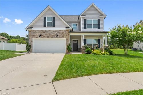 4004 Crimson Wood Ct, Greensboro, NC, 27410-9191 | Card Image