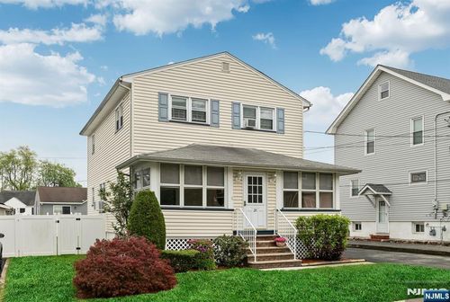 20 Catherine Ave, Saddle Brook, NJ, 07663-4806 | Card Image