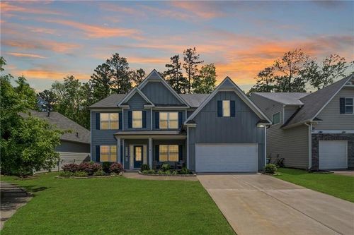 142 Woodland Ct, Dallas, GA, 30132-0064 | Card Image