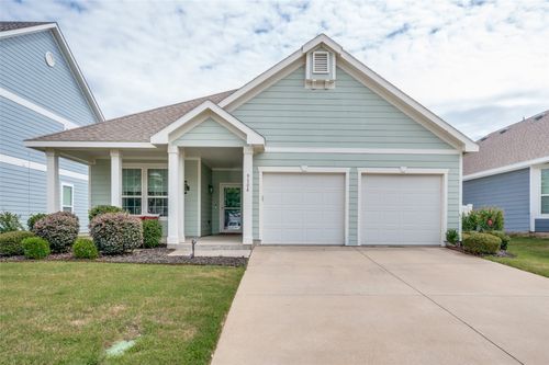 9104 Benevolent Ct, Providence Village, TX, 76227-1304 | Card Image