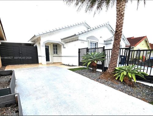 17748 Sw 145th Ave, Miami, FL, 33177-2694 | Card Image