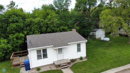 512 Kempel Dr, Lisbon, ND, 58054-4632 | Card Image