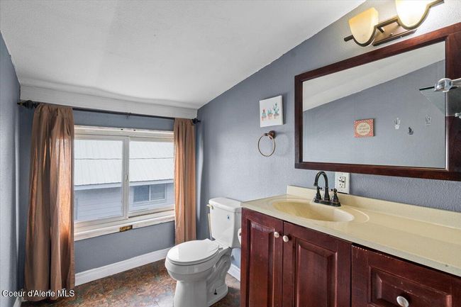 404 W Mullan Ave, House other with 4 bedrooms, 2 bathrooms and null parking in Kellogg ID | Image 22
