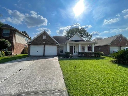 15206 Wimberly Park Dr, Houston, TX, 77049-1773 | Card Image