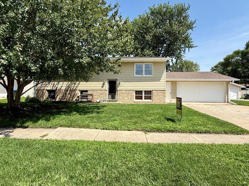 2731 N 13th Pl, Fort Dodge, IA, 50501-7212 | Card Image