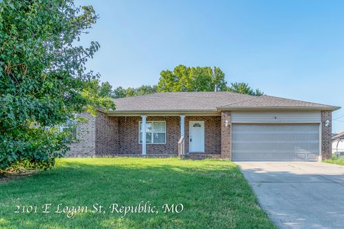 2101 E Logan St, Republic, MO, 65738-1290 | Card Image