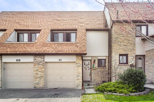 69-3345 Silverado Dr, Mississauga, ON, L5A3Y8 | Card Image