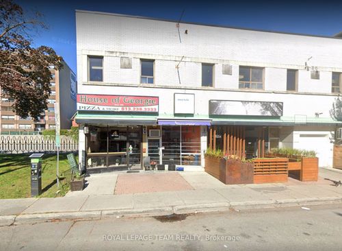 211 Gilmour St, Ottawa, ON, K2P0N9 | Card Image