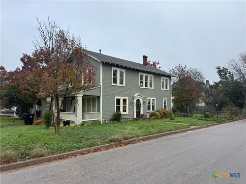 803 N 13th St, Temple, TX, 76501-2520 | Card Image