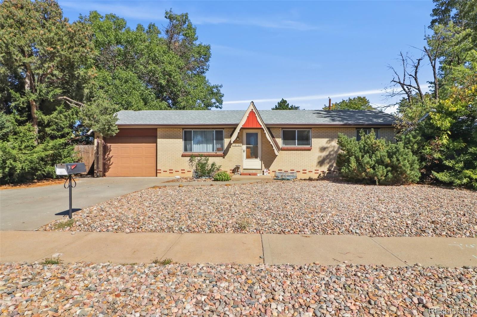 Exposition Ave, Aurora, CO 80012