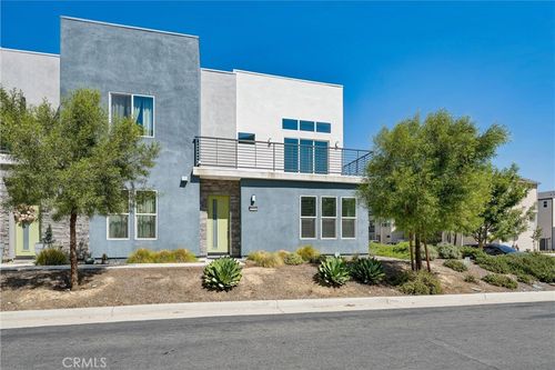 26902 Sycamore Way, Valencia, CA, 91381-2131 | Card Image