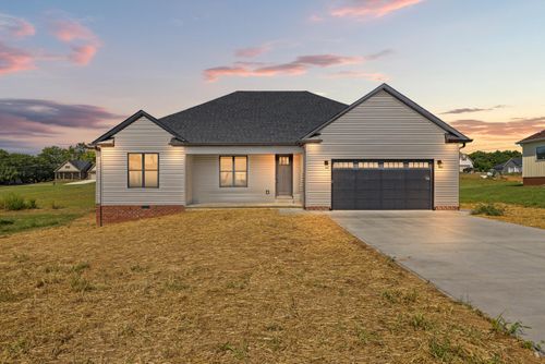 913 Milward Dr, Harrodsburg, KY, 40330-8080 | Card Image