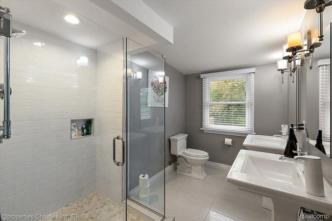 4889 Ardmore Dr, House other with 4 bedrooms, 4 bathrooms and null parking in Bloomfield Township MI | Image 37