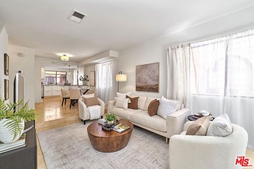 4-10929 Morrison St, North Hollywood, CA, 91601-4666 | Card Image