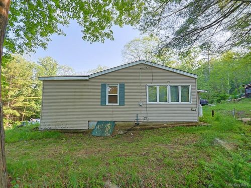 67 Budd Rd, Wurtsboro, NY, 12790-2321 | Card Image