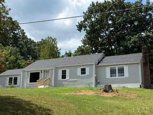 2140 E Hyco Rd, South Boston, VA, 24592-6526 | Card Image