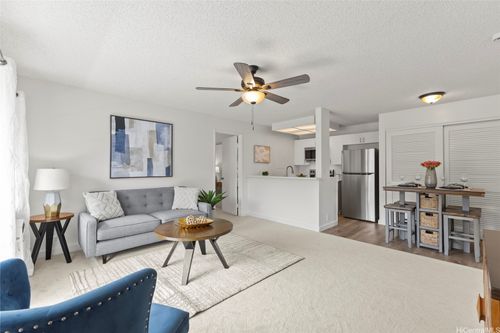 apt-16r-46-1033 Emepela Way, Kaneohe, HI, 96744-6907 | Card Image