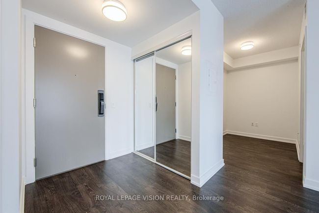 2104 - 10 York St, Condo with 2 bedrooms, 1 bathrooms and null parking in Toronto ON | Image 25