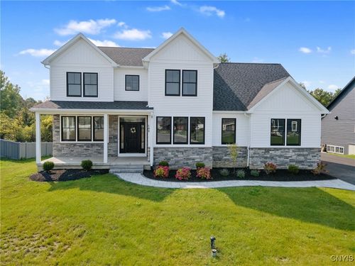 108 Belnapp Dr, Syracuse, NY, 13215-2497 | Card Image