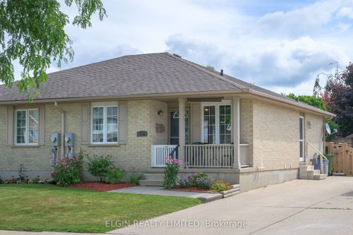 410 Highview Dr, Saint Thomas, ON, N5R6C4 | Card Image