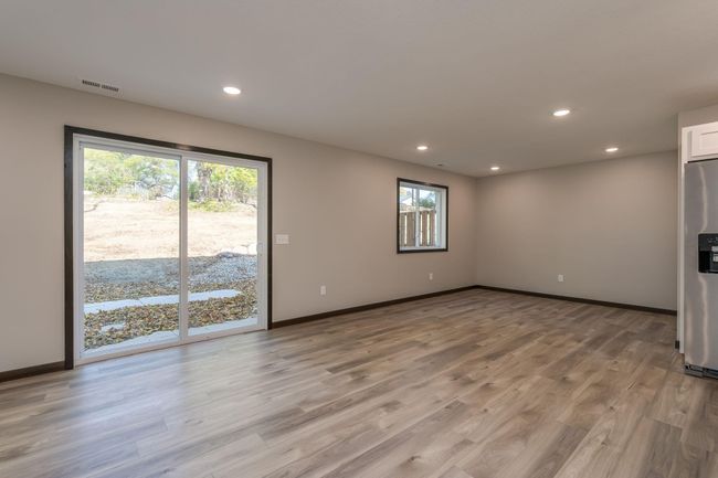 A - 210 Main St W, Home with 3 bedrooms, 4 bathrooms and null parking in Elysian MN | Image 9