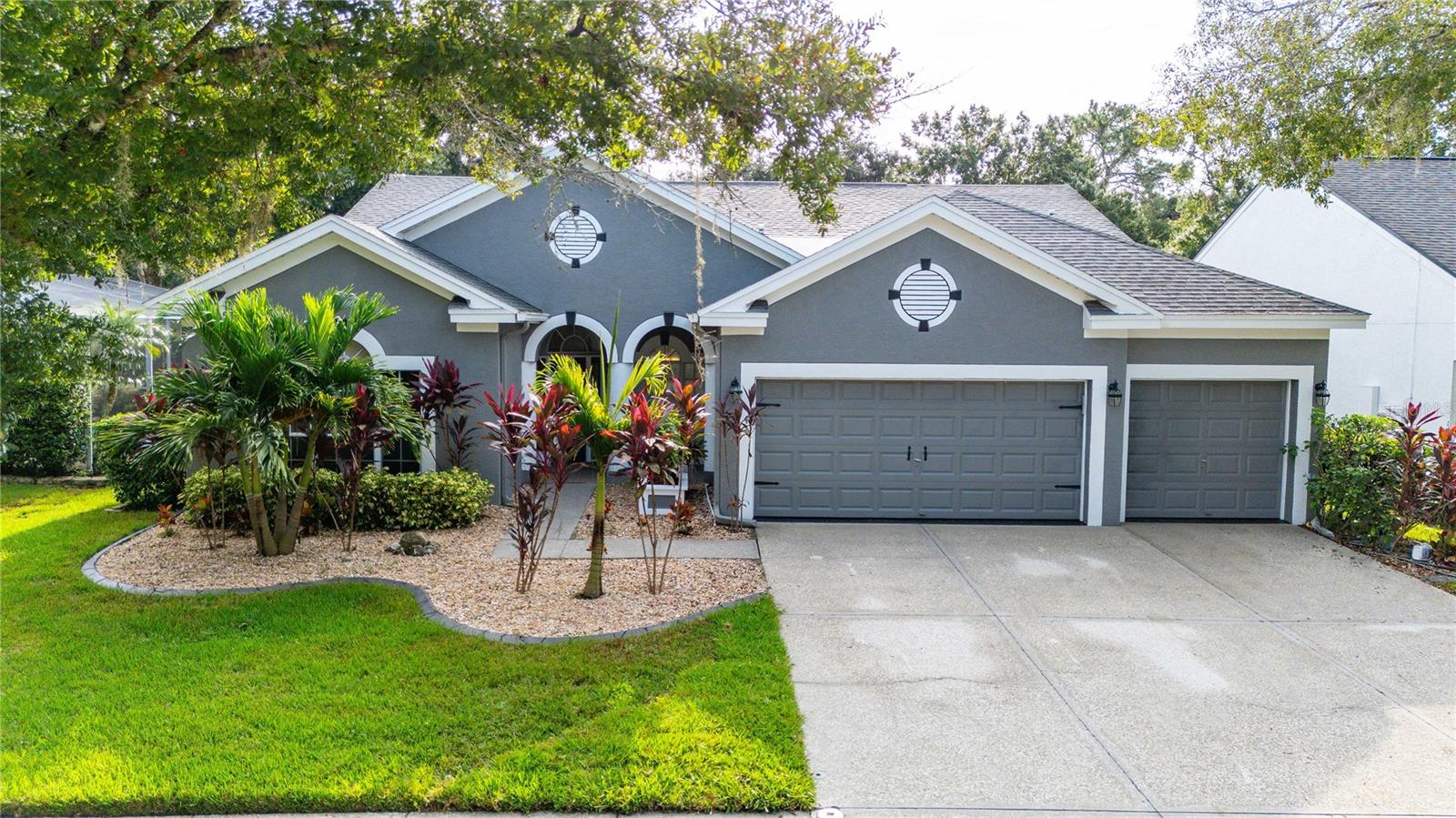 Armstrong Pl, Tampa, FL 33647