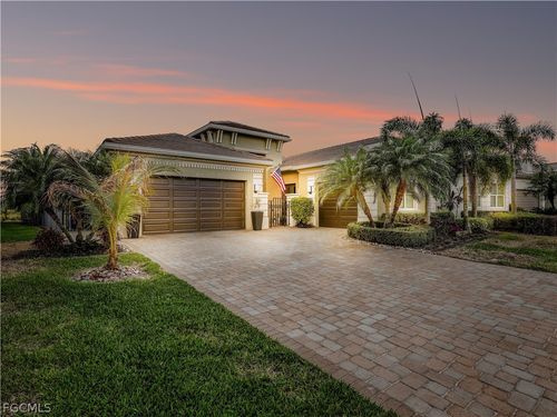 28640 Wharton Dr, BONITA SPRINGS, FL, 34135-8748 | Card Image