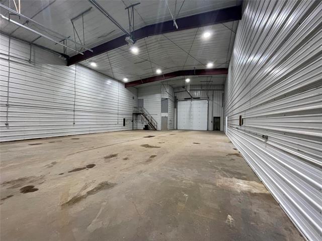 Commercial Sale in Swan River 3