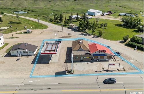 11 Highway 11, Chamberlain, SK, S0G | Card Image