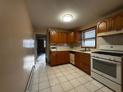 322 72 Nd St, Home with 0 bedrooms, 3 bathrooms and null parking in North Bergen NJ | Image 2