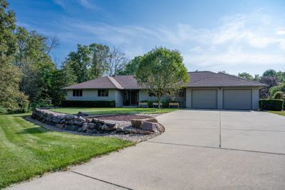 S4313 Cedarberry Lane, House other with 4 bedrooms, 3 bathrooms and null parking in Greenfield WI | Image 3