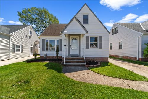 6307 Kenneth Ave, Parma, OH, 44129-2926 | Card Image