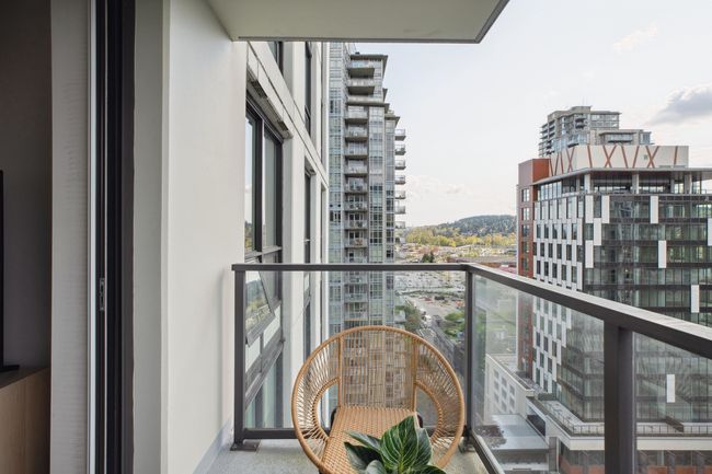 1708 - 3007 Glen Dr, Condo with 1 bedrooms, 1 bathrooms and 1 parking in Coquitlam BC | Image 29