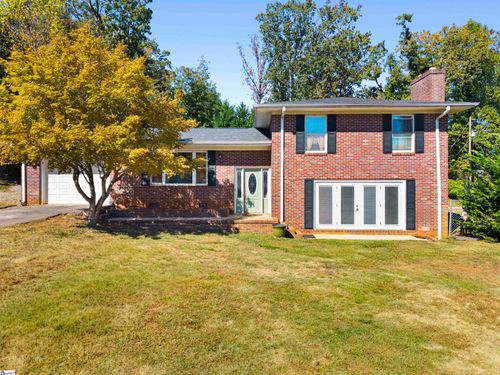 207 Judy Dr, Pickens, SC, 29671-8947 | Card Image