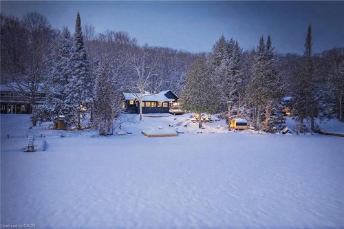 2-1355 Bellwood Acres Rd, Baysville, ON, P0B1A0 | Card Image