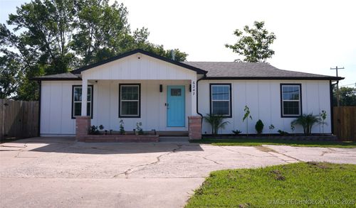 6247 S 101st East Ave, Tulsa, OK, 74133-1544 | Card Image