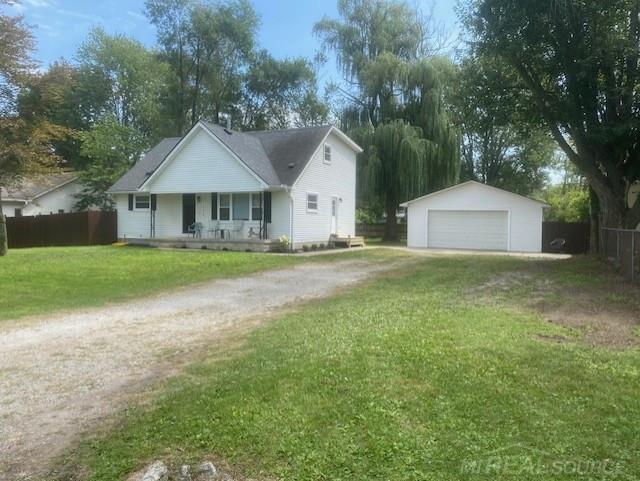 Gildersleeve St, South Rockwood, MI 48179