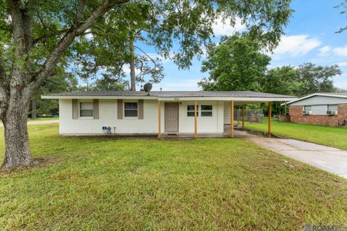 9621 Foster Rd, Baton Rouge, LA, 70811-2106 | Card Image