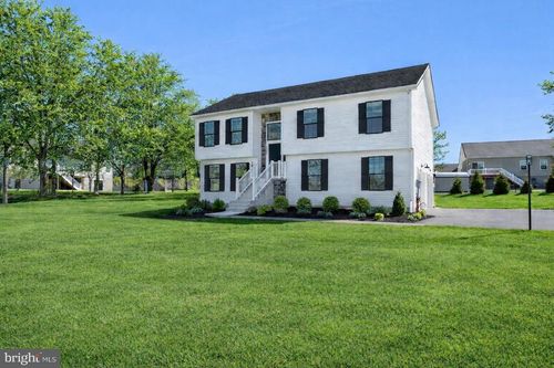 10-1280 Maple Ln, HANOVER, PA, 17331-8175 | Card Image