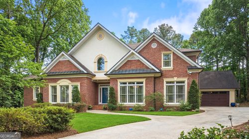 820 Wesley Oak Rd, Sandy Springs, GA, 30328-4740 | Card Image