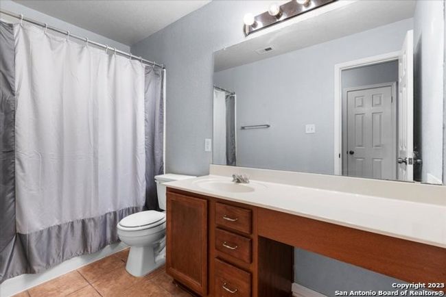 232 Springtree Trl, House other with 4 bedrooms, 2 bathrooms and null parking in Cibolo TX | Image 21