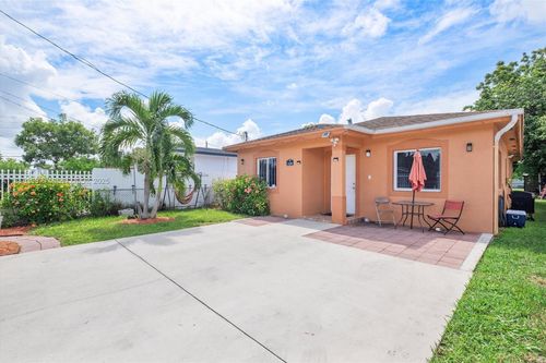 2130 Nw 66th St, Miami, FL, 33147-7330 | Card Image